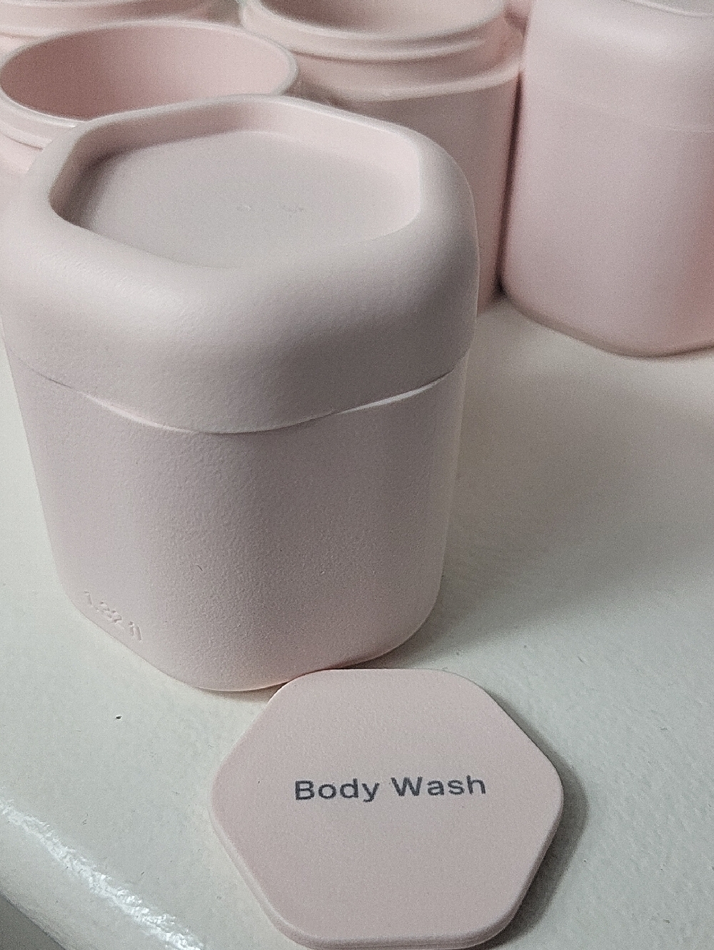 Cadence Magnetic Travel Capsules The bestseller. color - petal - Set of 8 - Picture 8 of 8